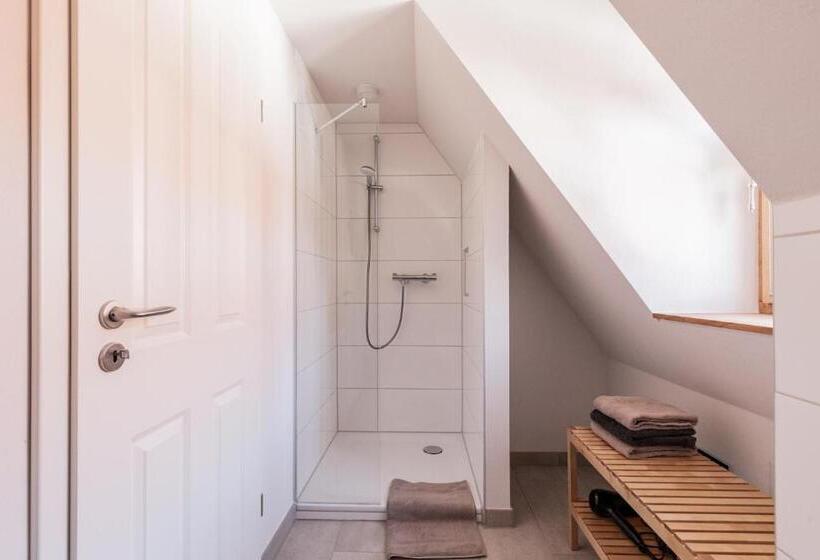 펜션 Maindrei Schlafen Am Fluss