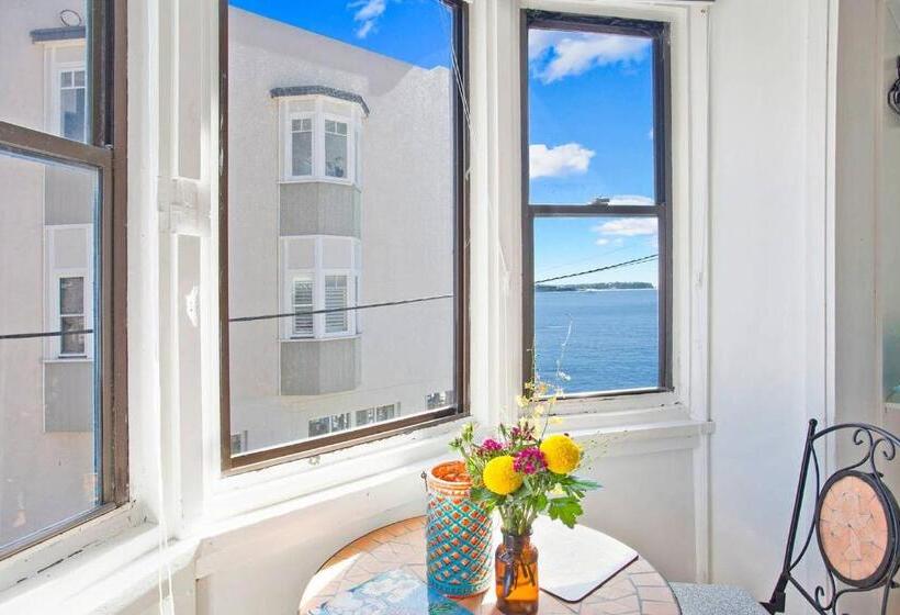 פנסיון Marine Parade