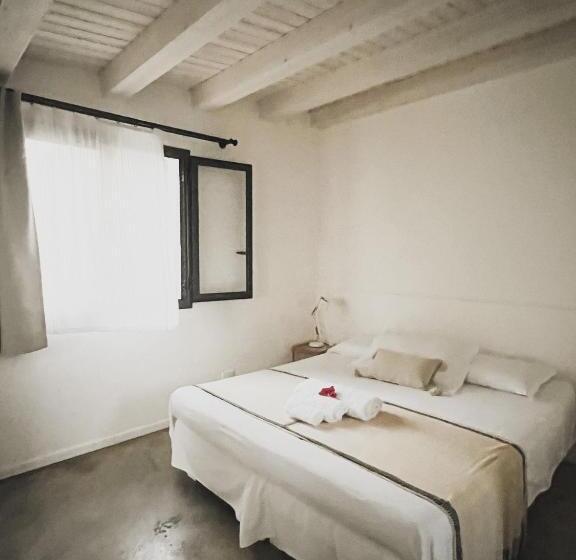 פנסיון Mayana Sicily   The Suites