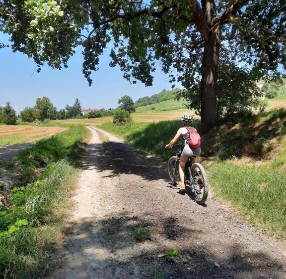 بنسيون Monferrato Bed&bike