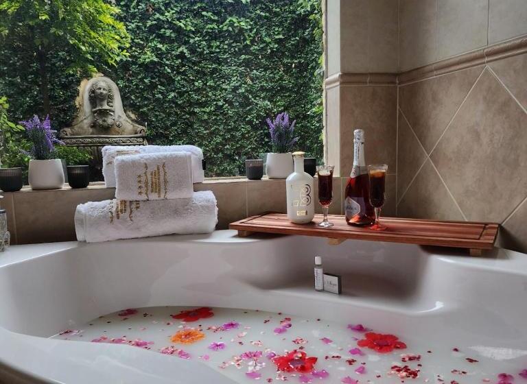 بنسيون Royal Highness Lux