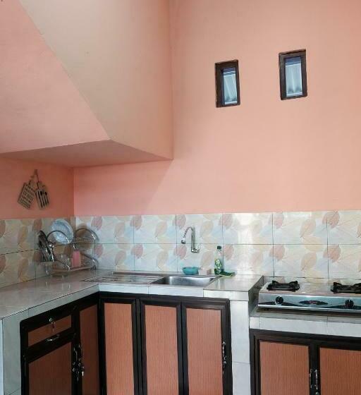 بنسيون Rumah Marianne