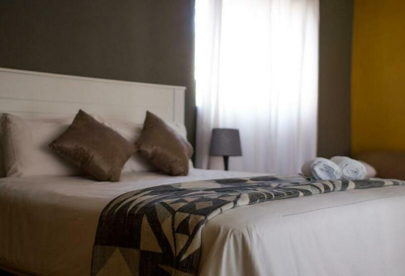 פנסיון Seroloana Guest House