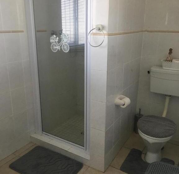 פנסיון The Vintage Crane Guest House