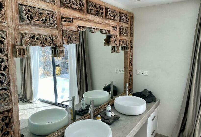 بنسيون Villa Shepherd Lajares   Luxury Villa Fuerteventura