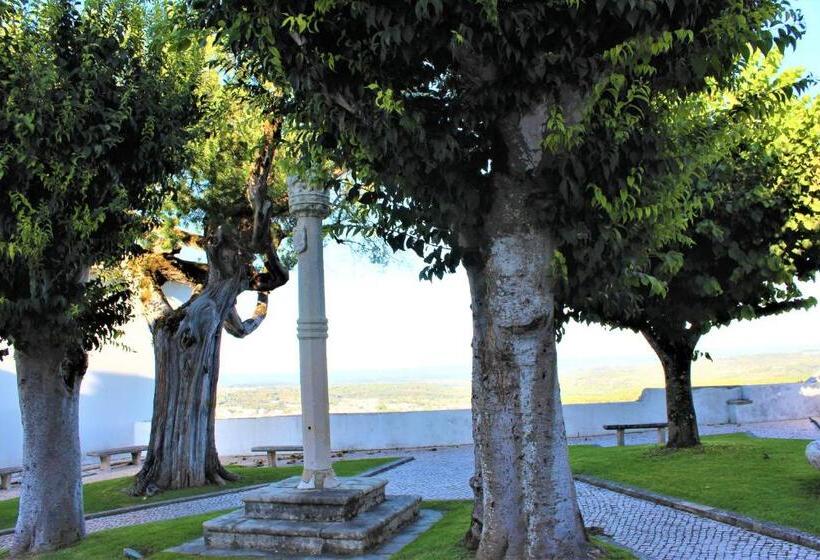 Общежитие Casa Do Castelo Ourém