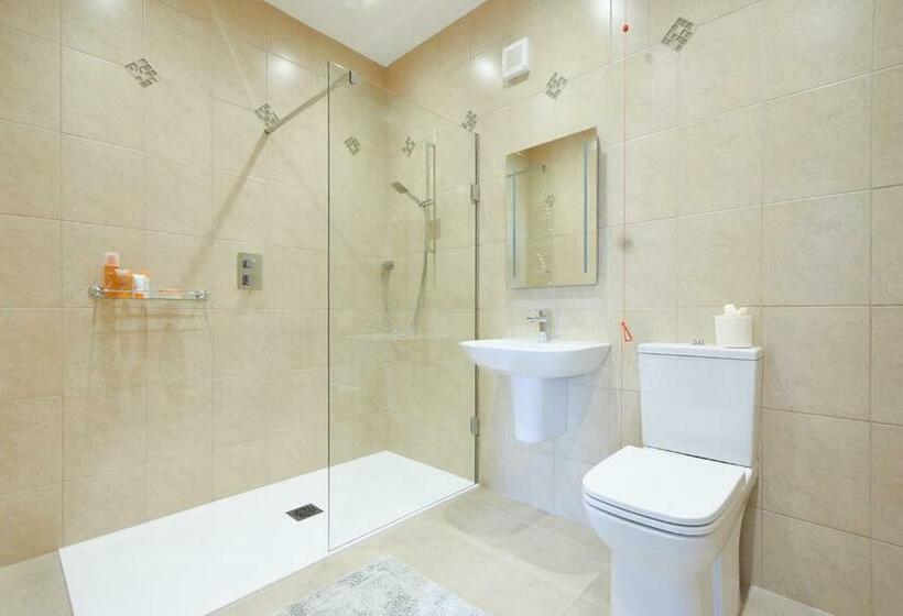 צימר Countryside Escape The Night Owl