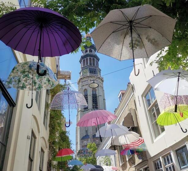 تختخواب و صبحانه De Kaepstander