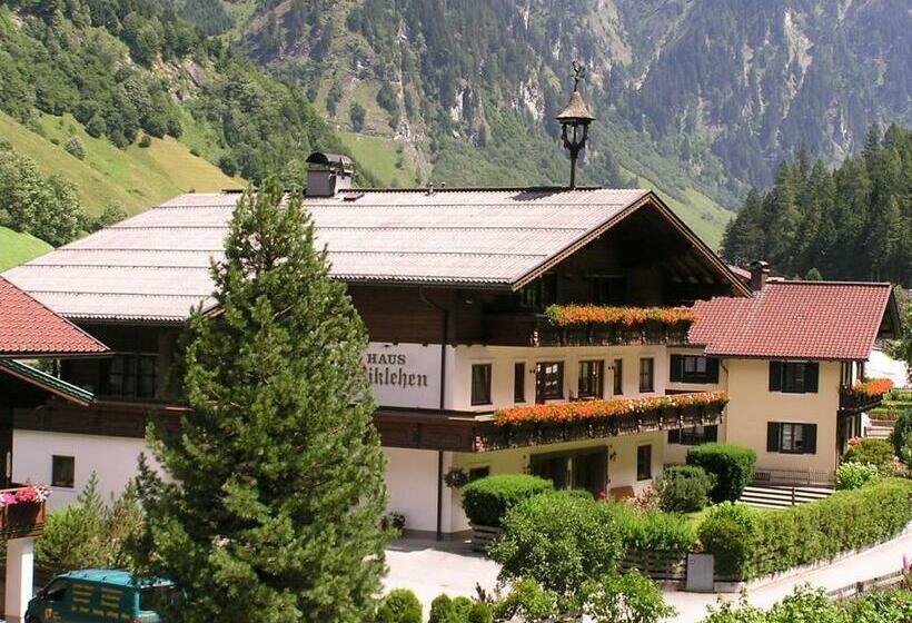 مبيت وإفطار Haus Niklehen