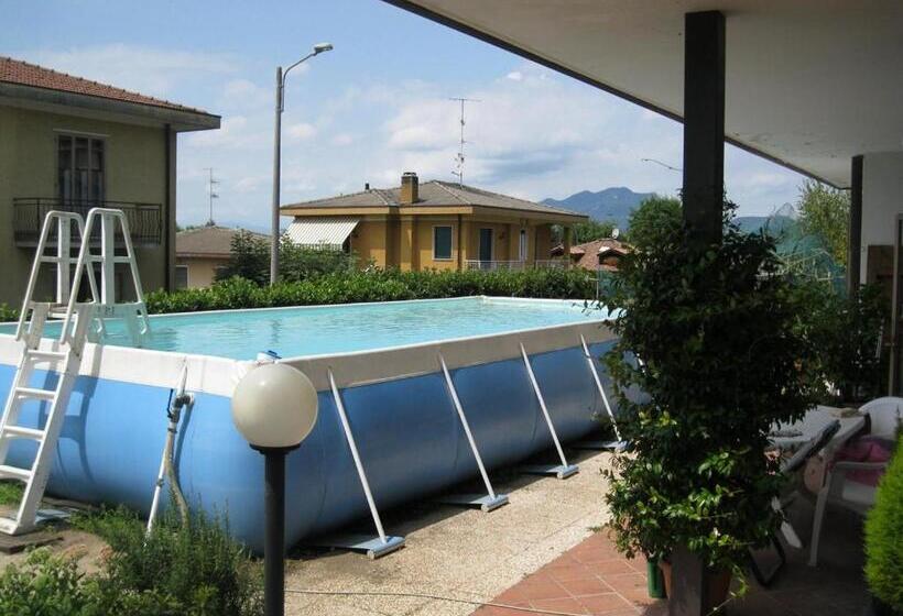 住宿加早餐  La Casa Dei Pini