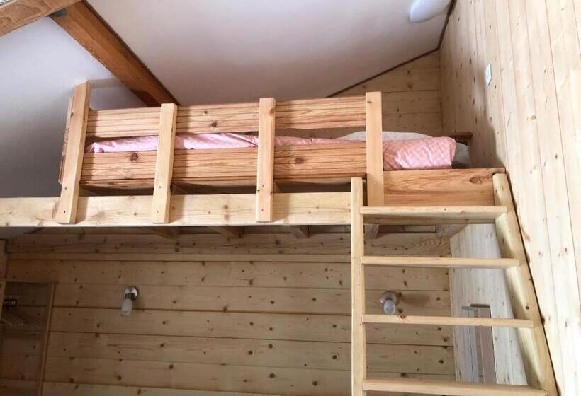민박 La Petite Ferme De Pouillon   Parc Animalier   Aire De Loisirs