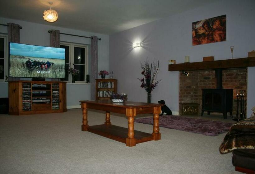 مبيت وإفطار Labbadax House