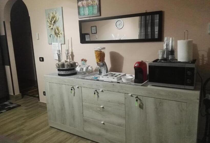 تختخواب و صبحانه Lilium