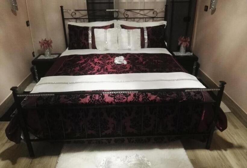 تختخواب و صبحانه Lilium