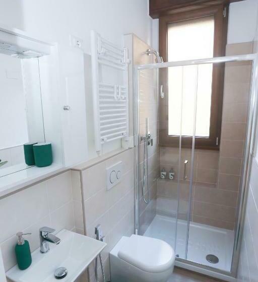 تختخواب و صبحانه Residenza Leone