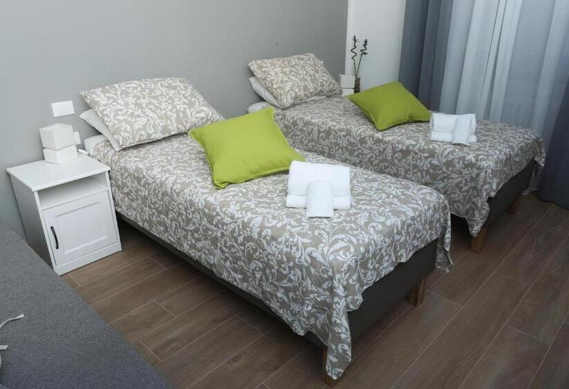 تختخواب و صبحانه Residenza Leone