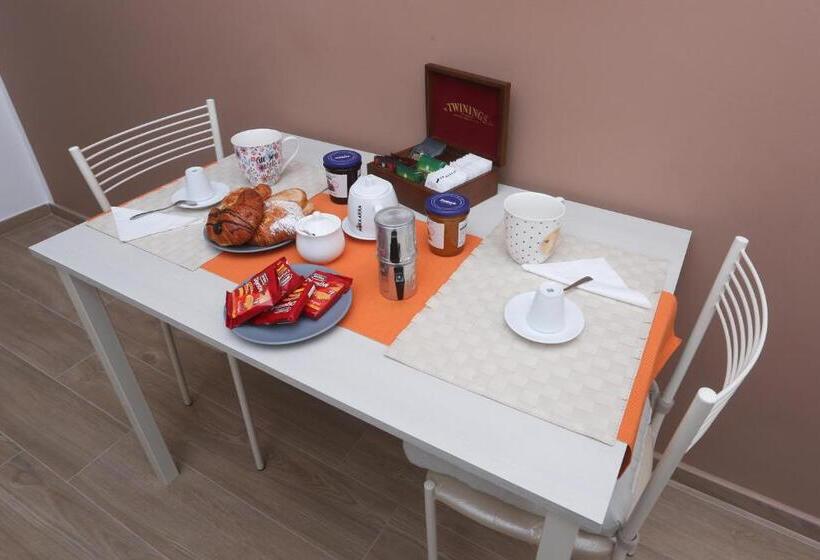 تختخواب و صبحانه Residenza Leone