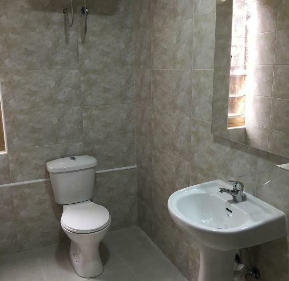 تختخواب و صبحانه Sunrise Apartment