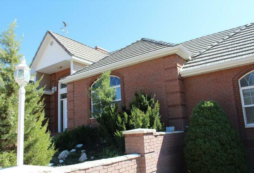 مبيت وإفطار Swallow Cove