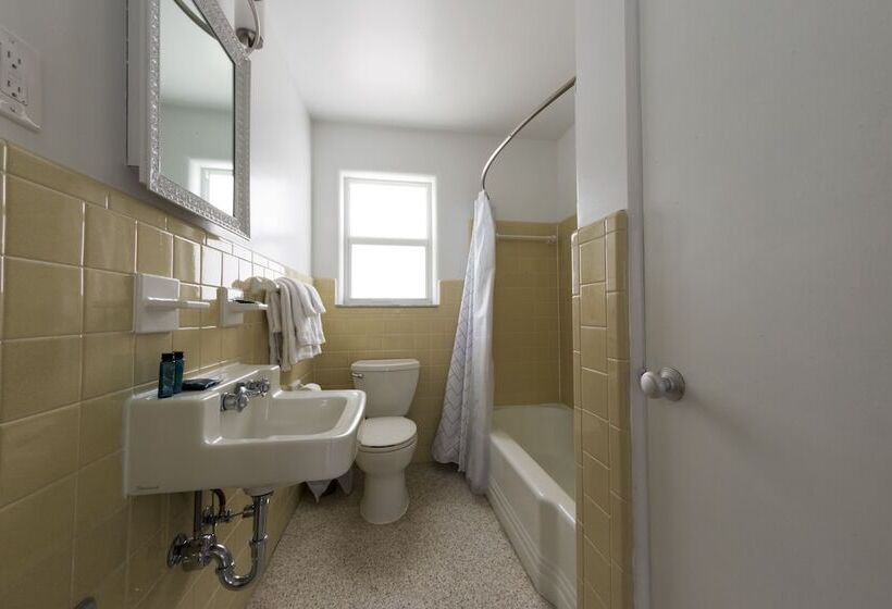 فندق Ocean Eleven Suites