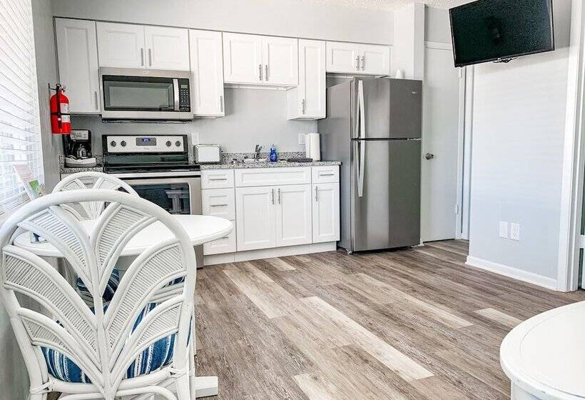 فندق Ocean Eleven Suites