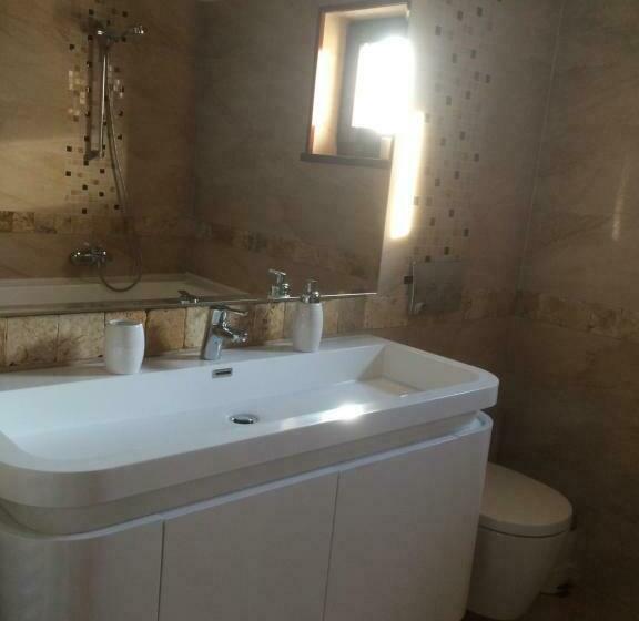 ホテル Pensiunea Casa Lupas