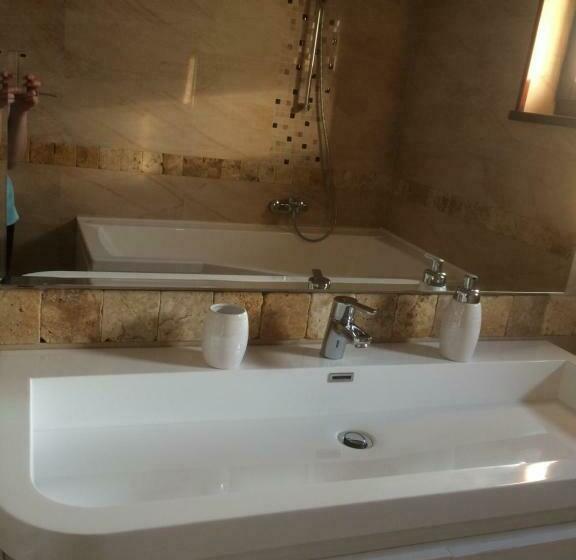 ホテル Pensiunea Casa Lupas