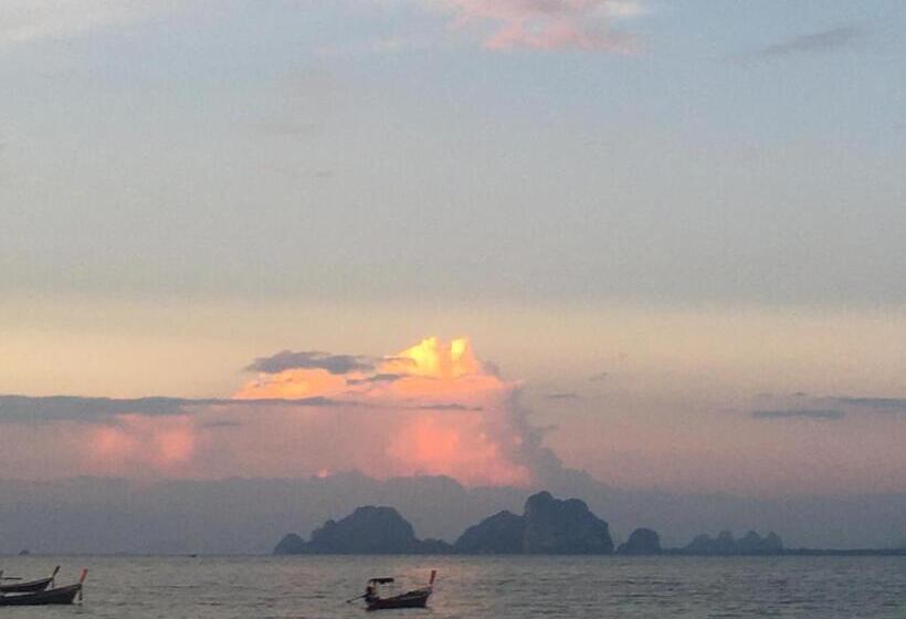 فندق Rinna Resort