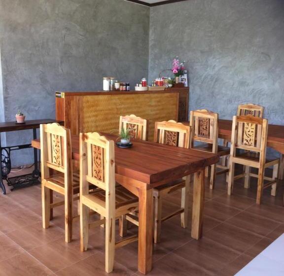 בית מלון כפרי Rinna Resort