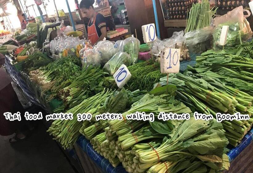 פנסיון Boom Inn