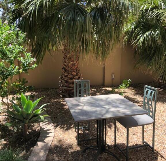 بنسيون Flavours At 34