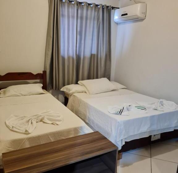 פנסיון Maika I Pousada