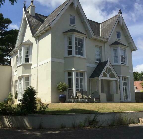 پانسیون Park House