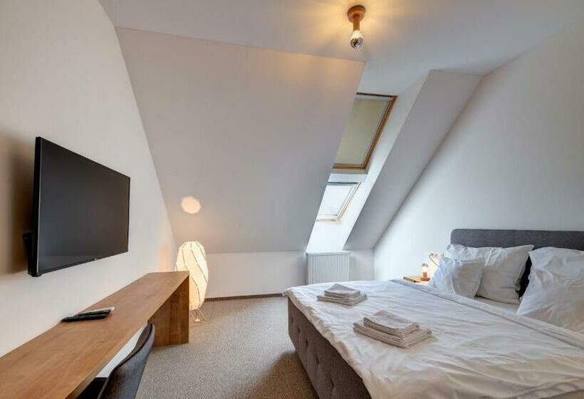 پانسیون Penzión Elements