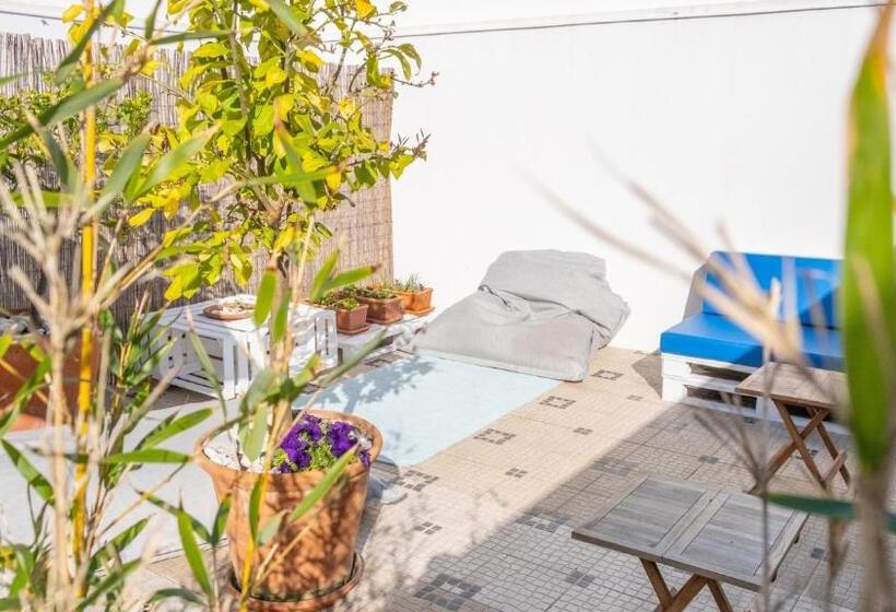 פנסיון Perfect Shore Guest House