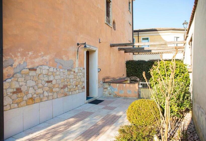 פנסיון Torre Soave   Locazione Turistica