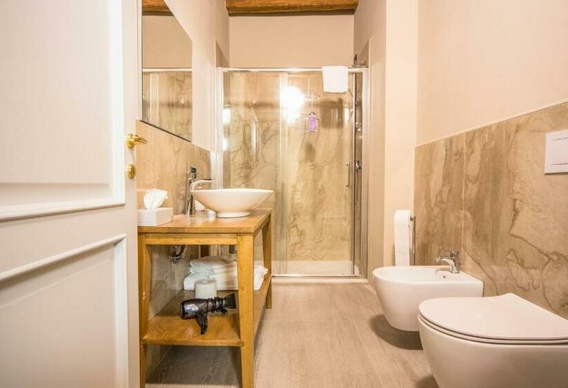 פנסיון Torre Soave   Locazione Turistica