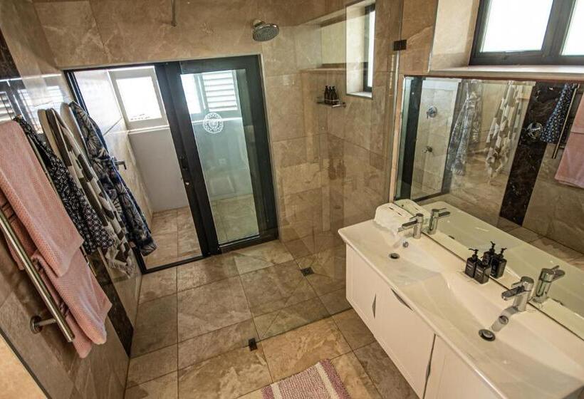 بنسيون Walter’s Place