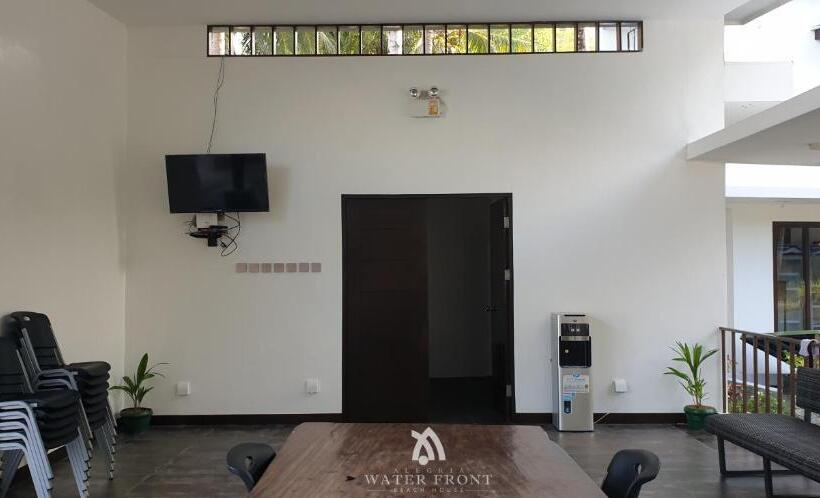 Курорт Alegria Water Front Beach House