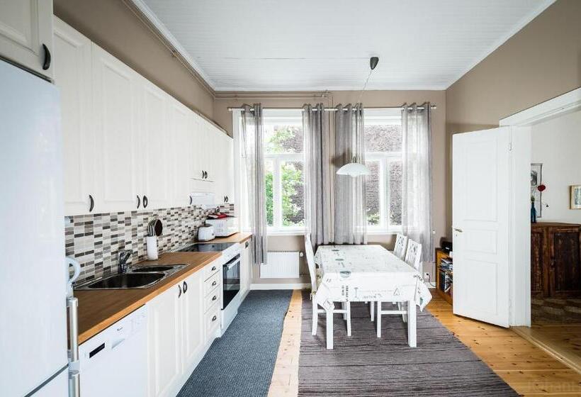 ユースホステル Ainabnb   Residence Kappsäcken