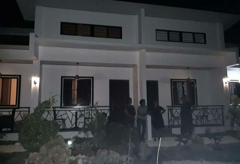 هاستل Mannah Garden Staycation Place