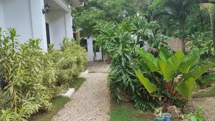 هاستل Mannah Garden Staycation Place