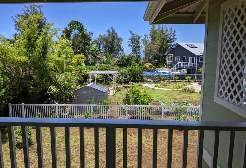 فندق صغير Ocean Breeze Inn