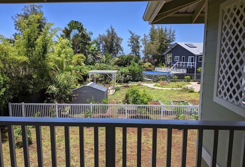 فندق صغير Ocean Breeze Inn