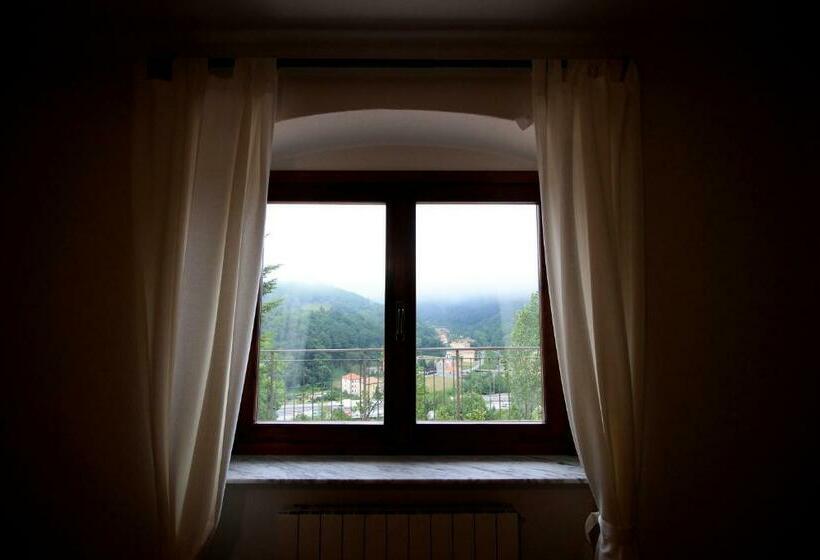 مبيت وإفطار Ca  Du Tu