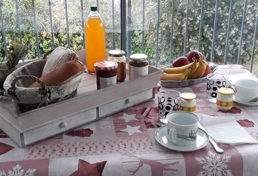 민박 Domaine De La Clotte