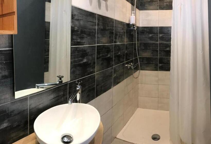 민박 Domaine De La Clotte