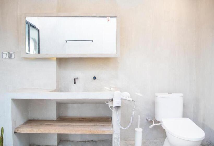 민박 Flores Passport House