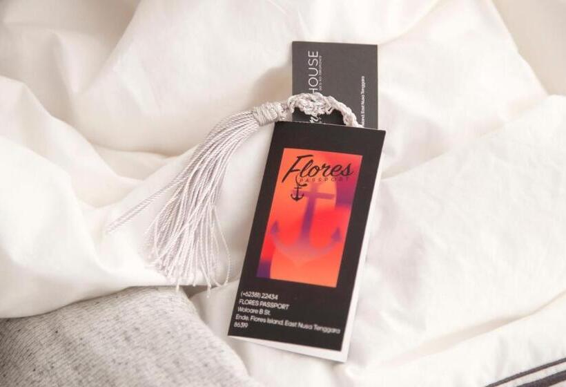 민박 Flores Passport House