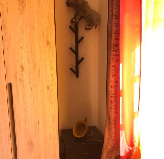 تختخواب و صبحانه Jenny S Country Dreamhouse